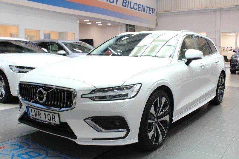 Vit Begagnad 2020 Volvo V60 Inscription Kombi | 309 900 kr (Marknadspris) - Bild 1/4
