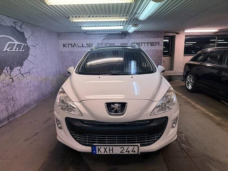 Begagnad Peugeot 308 SW 156 HK (114 kW) 2010 Vit Kombi