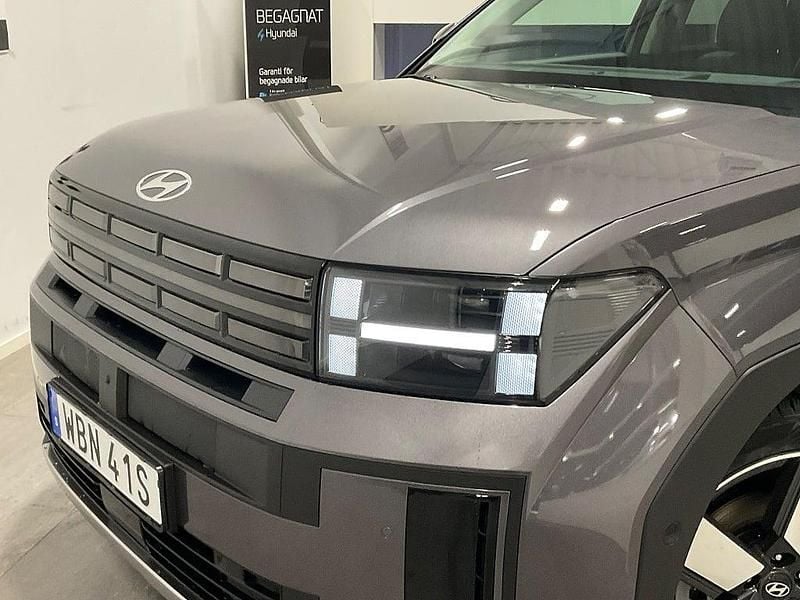 Begagnad Hyundai Santa Fe Advanced 252 HK (185 kW) 2024 Gråmetallic SUV