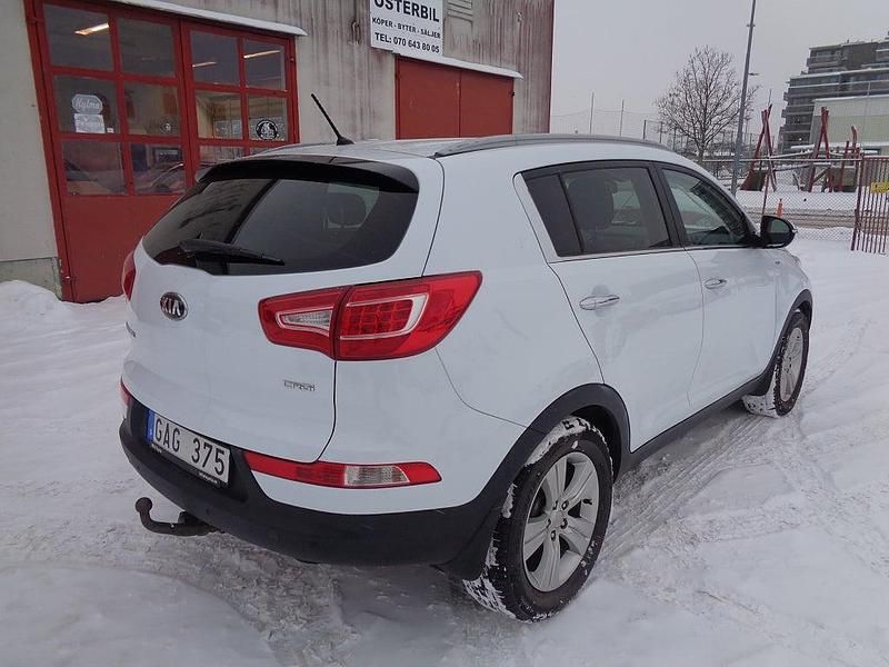 Begagnad Kia Sportage EX 184 HK (135 kW) 2013 Vit SUV