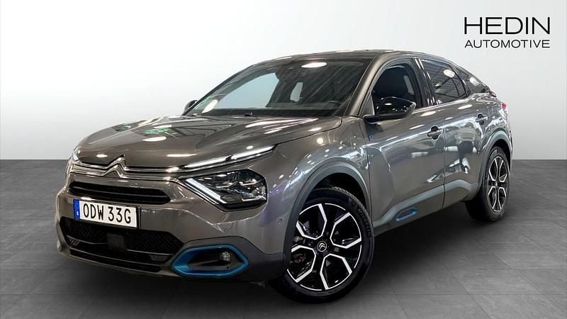 Grå (grey) Begagnad 2022 Citroën e-C4 Shine Sportkupé | 194 900 kr - Bild 1/4