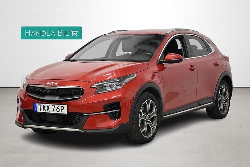 Begagnad Kia XCeed 141 HK (103 kW) 2022 Röd SUV
