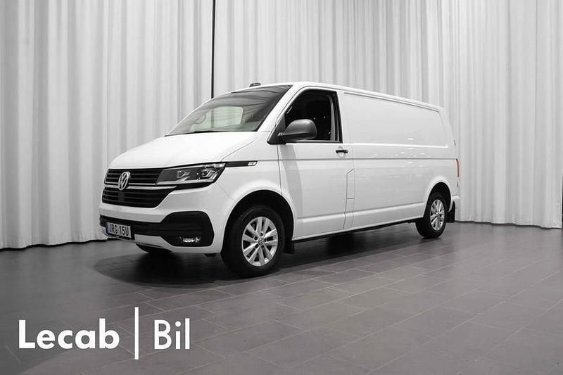 Vit (candyvit) Begagnad 2023 VW T6.1 Van | 389 500 kr (Bra pris) - Bild 1/4