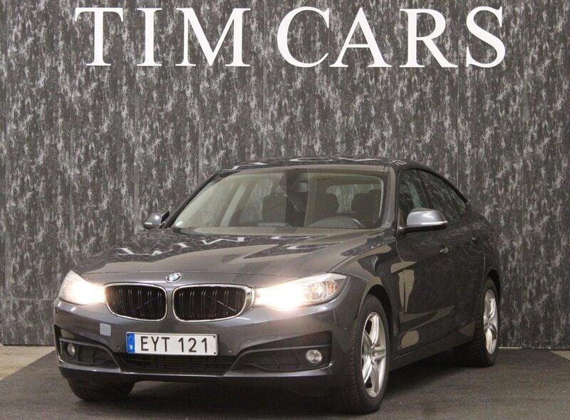 Grå Begagnad 2015 BMW 318 Gran Turismo Halvkombi | 89 999 kr (Bra pris) - Bild 1/4