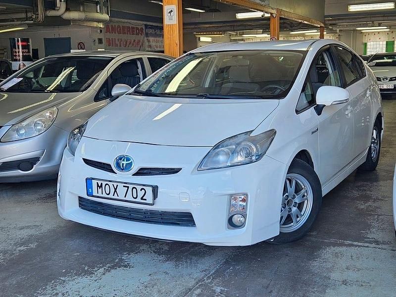 Vit Begagnad 2009 Toyota Prius Halvkombi | 69 999 kr (Marknadspris) - Bild 1/4