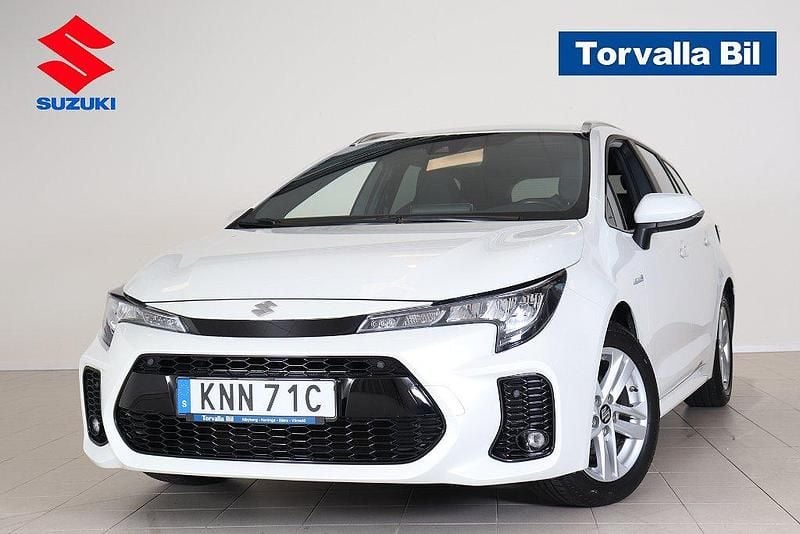 Vit Begagnad 2021 Suzuki Swace Kombi | 229 900 kr (Marknadspris) - Bild 1/4
