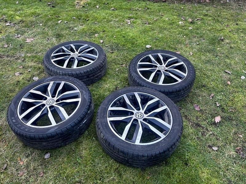 Begagnad VW Caddy 102 HK (75 kW) 2011 Minibuss