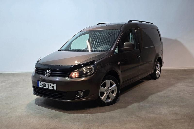 Ljusbrun (brun) Begagnad 2011 VW Caddy Maxi Minibuss | 78 900 kr (Marknadspris) - Bild 1/3
