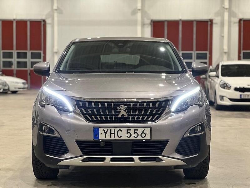 Begagnad Peugeot 3008 Allure 120 HK (88 kW) 2016 Silver SUV