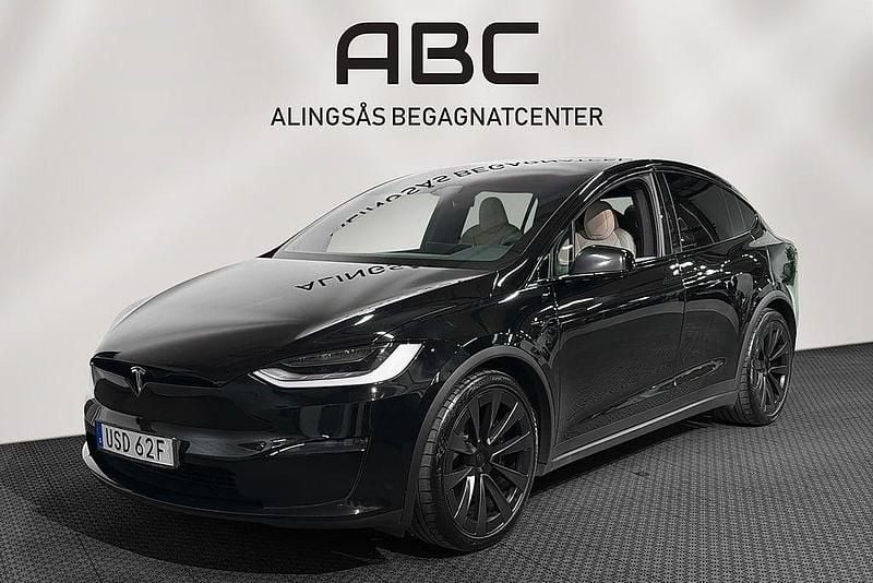 Begagnad Tesla Model X 2023 Svart SUV