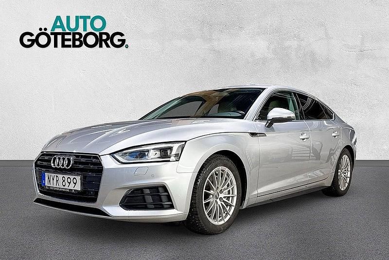 Silver metallic Begagnad 2017 Audi A5 Sportback Halvkombi | 214 900 kr (Marknadspris) - Bild 1/3