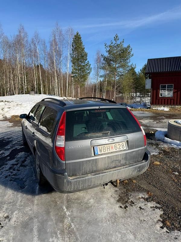Begagnad Ford Mondeo 145 HK (106 kW) 2004 Kombi