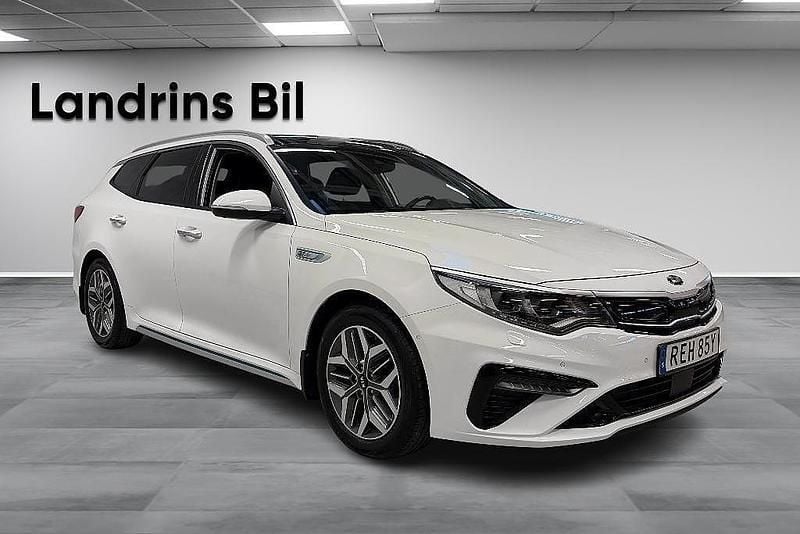 Begagnad Kia Optima Hybrid Sport 205 HK (150 kW) 2020 Vit Sedan