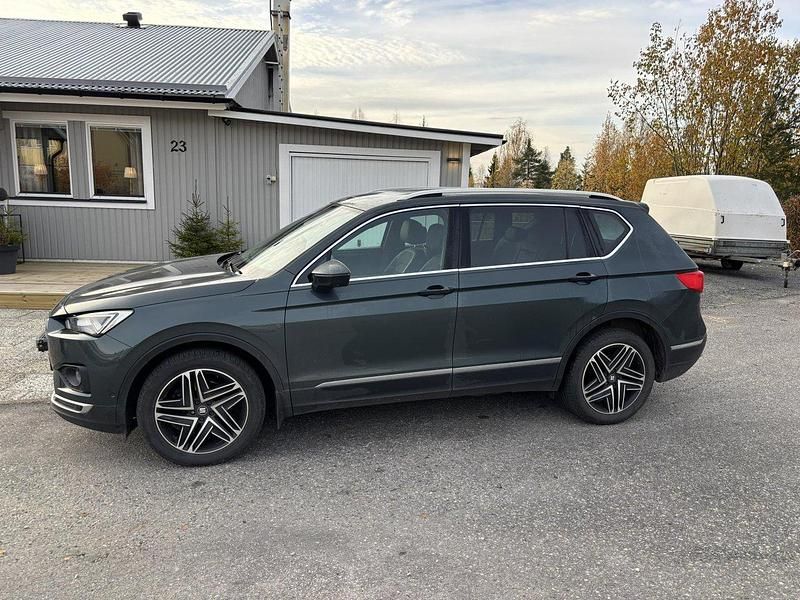 Grön Begagnad 2019 Seat Tarraco 4Drive SUV | 229 000 kr (Bra pris) - Bild 1/4