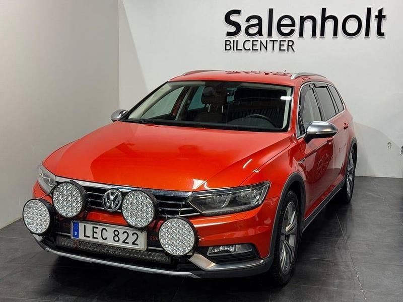 Begagnad VW Passat Alltrack 190 HK (139 kW) 2015 Orange Kombi