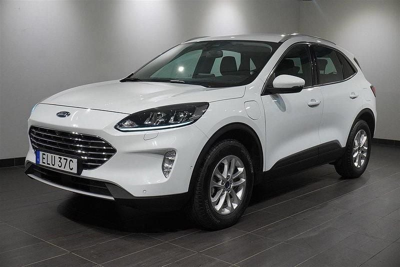 Vit Begagnad 2022 Ford Kuga Titanium SUV | 259 900 kr (Marknadspris) - Bild 1/4