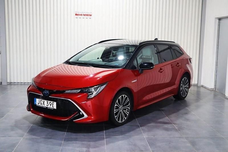 Röd Begagnad 2019 Toyota Corolla Executive Kombi | 234 900 kr (Marknadspris) - Bild 1/4