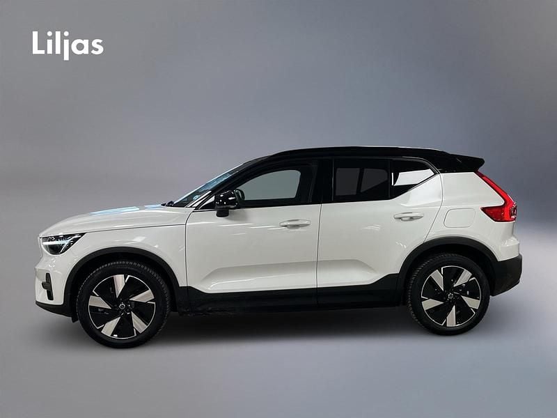 Begagnad Volvo XC40 Single Motor Extended Range 188 kW (256 HK) 2023 Vit SUV