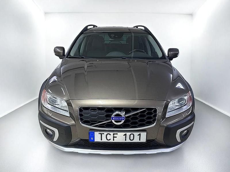 Begagnad Volvo XC70 Momentum 181 HK (133 kW) 2014 Brun Kombi
