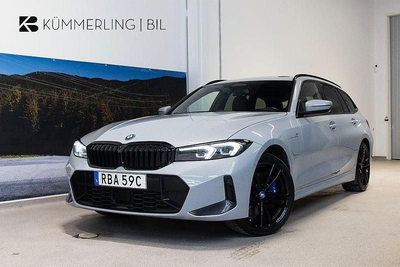 Begagnad 2024 BMW 330e M Sport Kombi | 419 900 kr - Bild 1/4