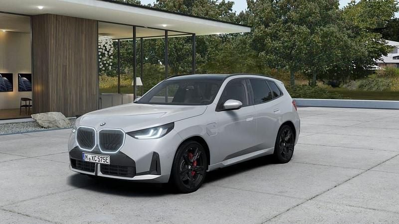 Grå Begagnad 2025 BMW X3 M Sport SUV | 819 000 kr (Lite dyr) - Bild 1/4