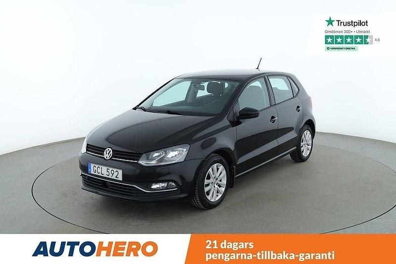 Svart Begagnad 2015 VW Polo Halvkombi | 97 000 kr (Marknadspris) - Bild 1/4