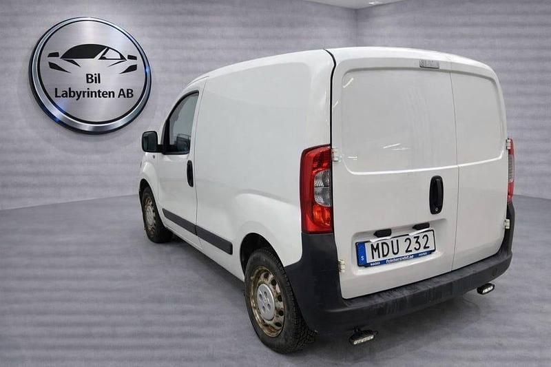 Begagnad Peugeot Bipper 75 HK (55 kW) 2015 Vit Minibuss