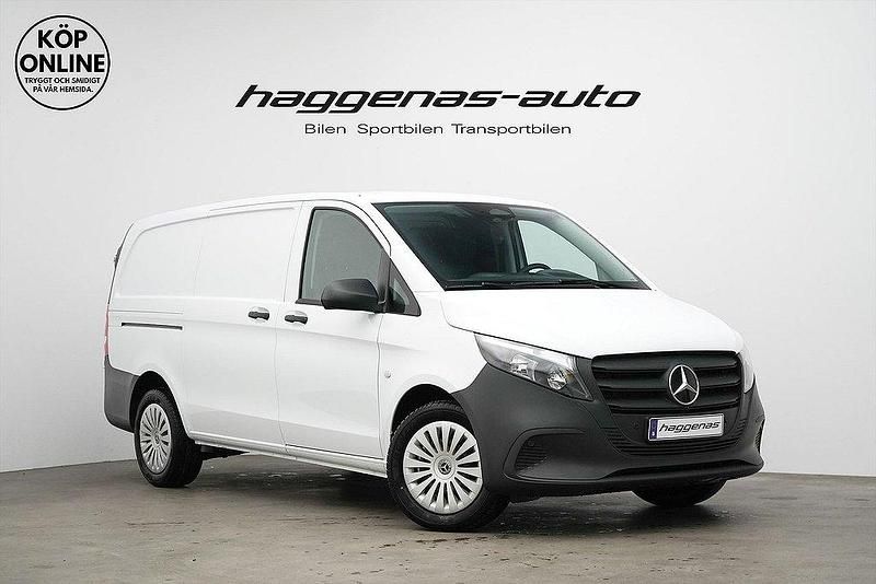 Vit Begagnad 2025 Mercedes Vito Van | 569 000 kr - Bild 1/4