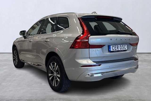 Begagnad Volvo XC60 Core 349 HK (256 kW) 2024 Silver SUV