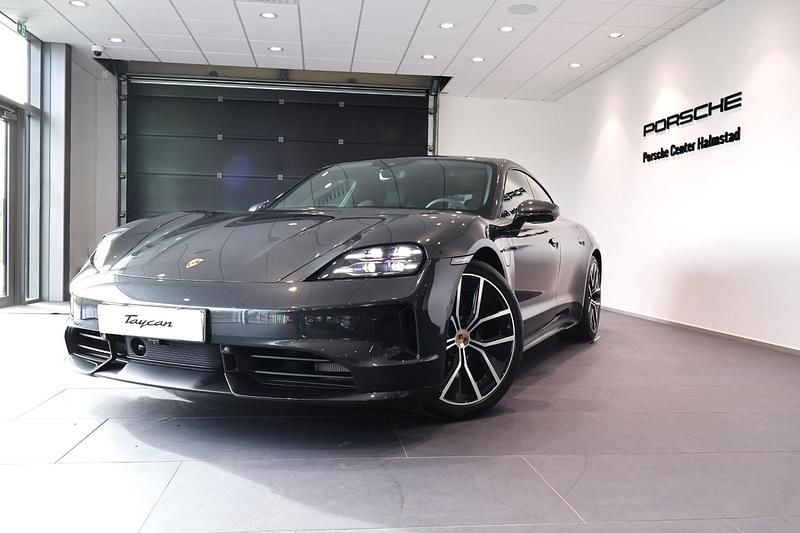 Ny 2026 Porsche Taycan Black Edition Sedan | 1 608 600 kr - Bild 1/4