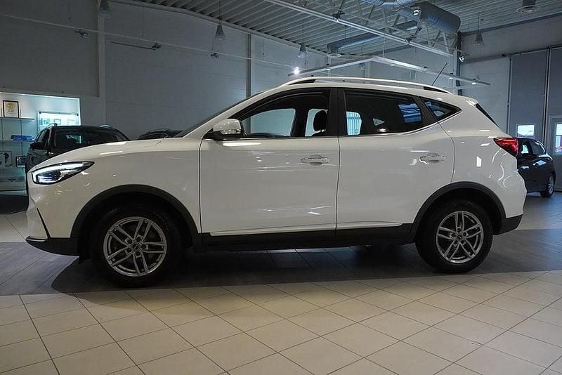 Begagnad MG ZS Comfort 114 kW (156 HK) 2022 Dover white SUV