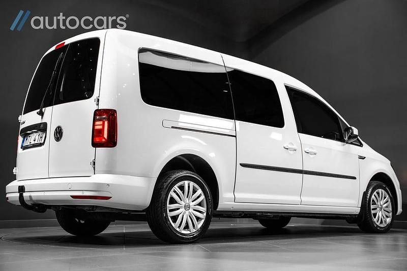 Begagnad VW Caddy Maxi Life Life 102 HK (75 kW) 2019 Vit Minibuss