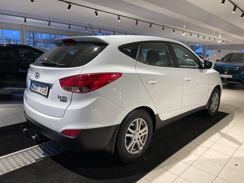 Begagnad Hyundai ix35 Select 116 HK (85 kW) 2011 Vit SUV