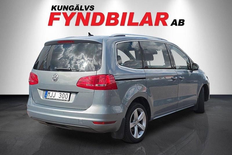 Begagnad VW Sharan 141 HK (103 kW) 2010 Grå Minibuss