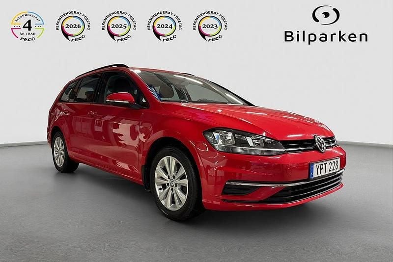 Begagnad VW Golf VII 110 HK (80 kW) 2017 Röd Kombi