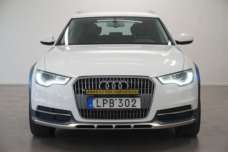 Vit Begagnad 2014 Audi A6 Allroad Comfort Kombi | 155 000 kr (Bra pris) - Bild 1/4