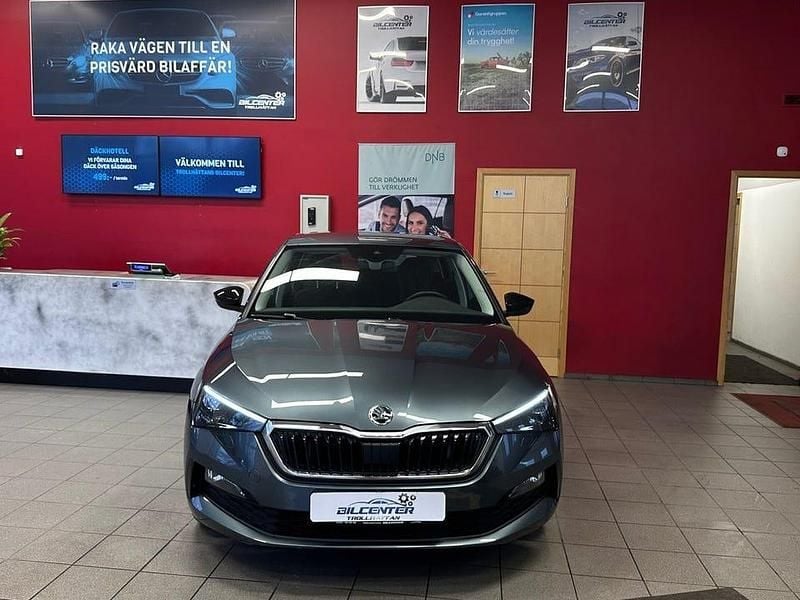 Begagnad Skoda Scala 150 HK (110 kW) 2019 Grå Halvkombi