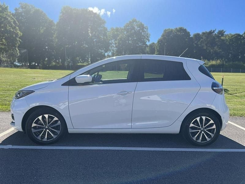 Vit Begagnad 2020 Renault Zoe Halvkombi | 139 000 kr (Marknadspris) - Bild 1/4