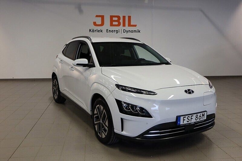 Vit Begagnad 2021 Hyundai Kona Essential SUV | 214 900 kr (Lite dyr) - Bild 1/4