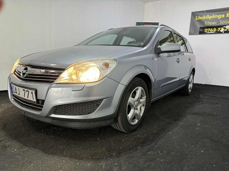 Grå Begagnad 2007 Opel Astra Kombi | 29 000 kr (Lite dyr) - Bild 1/4