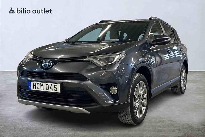 Grå Begagnad 2016 Toyota RAV4 Hybrid SUV | 209 900 kr (Superpris) - Bild 1/1