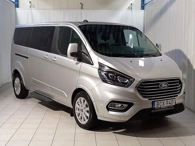 Begagnad Ford Tourneo 131 HK (96 kW) 2019 Grå Minibuss