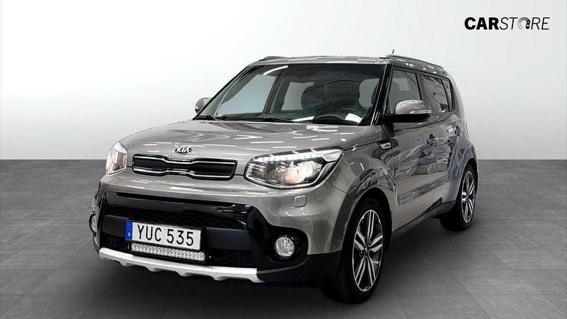 Grå Begagnad 2018 Kia Soul SUV | 114 900 kr (Marknadspris) - Bild 1/4