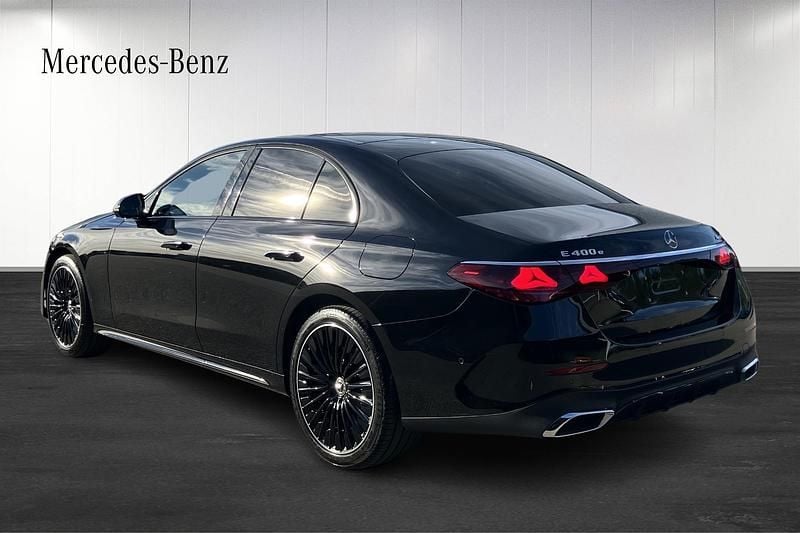 Begagnad Mercedes E400 381 HK (280 kW) 2025 Svart (black) Sedan