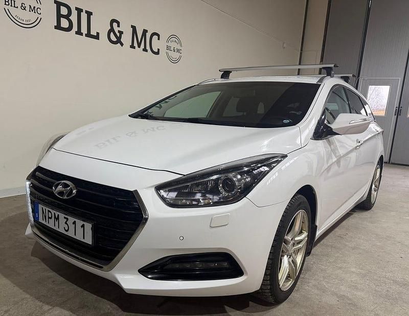 Begagnad Hyundai i40 141 HK (103 kW) 2015 Vit Kombi