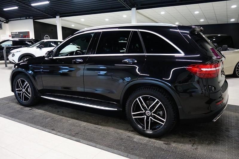 Begagnad Mercedes GLC250 AMG line 211 HK (155 kW) 2017 Svart SUV