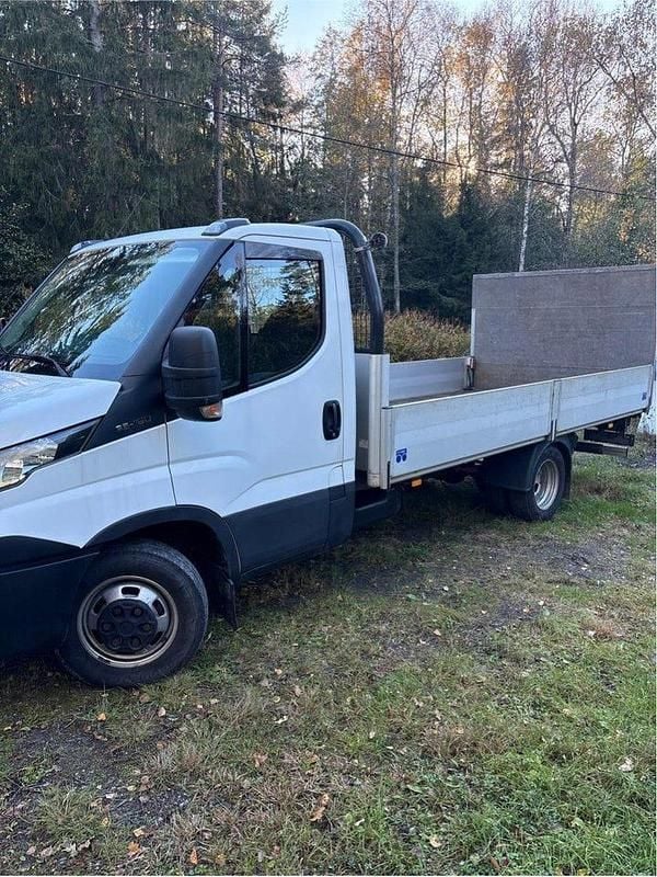 Begagnad 2019 Iveco Daily Van | 262 500 kr (Superpris) - Bild 1/4