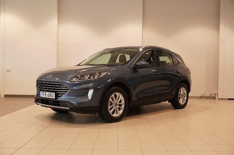 Blå (chrome blue ny6) Begagnad 2022 Ford Kuga Titanium SUV | 234 900 kr (Marknadspris) - Bild 1/4
