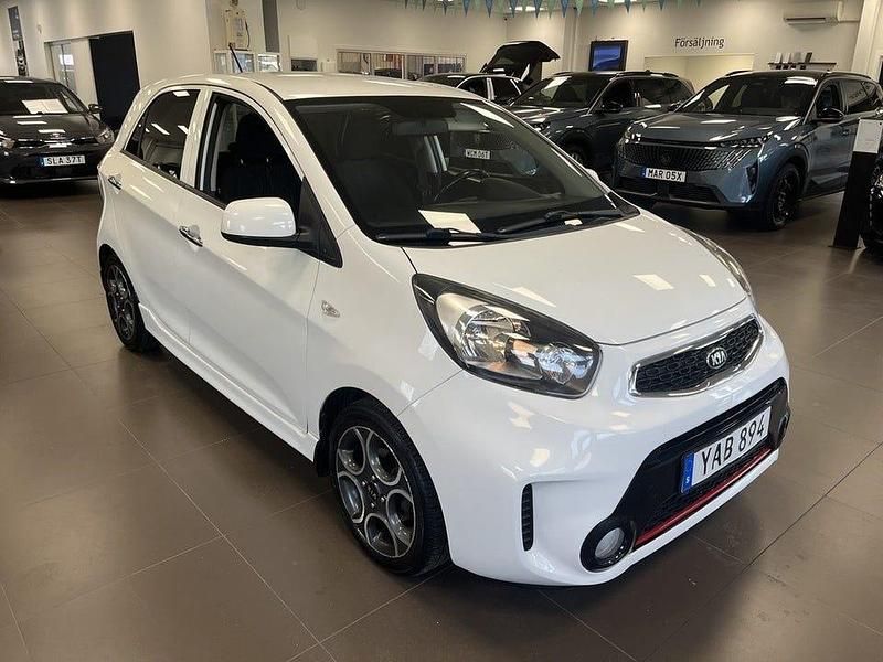 Begagnad Kia Picanto 67 HK (49 kW) 2015 Vit Halvkombi