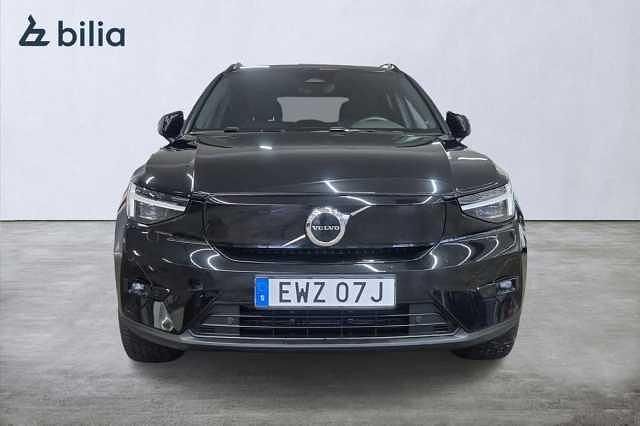 Begagnad Volvo XC40 Plus 303 kW (413 HK) 2024 Svart SUV